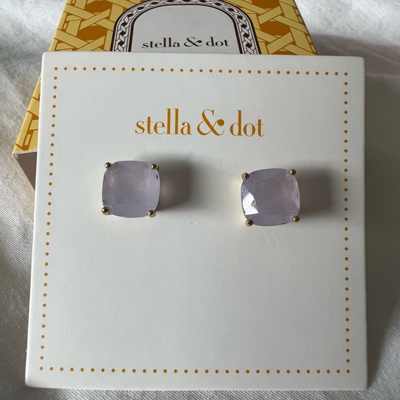 Stella & Dot Luxe Studs - NIB purple - Picture 3 of 6